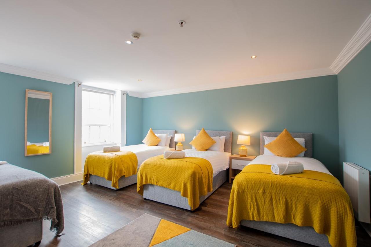 Ferienhaus The Yellow Door By Shortstays *